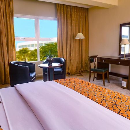 Transcorp Hotels Calabar Bagian luar foto