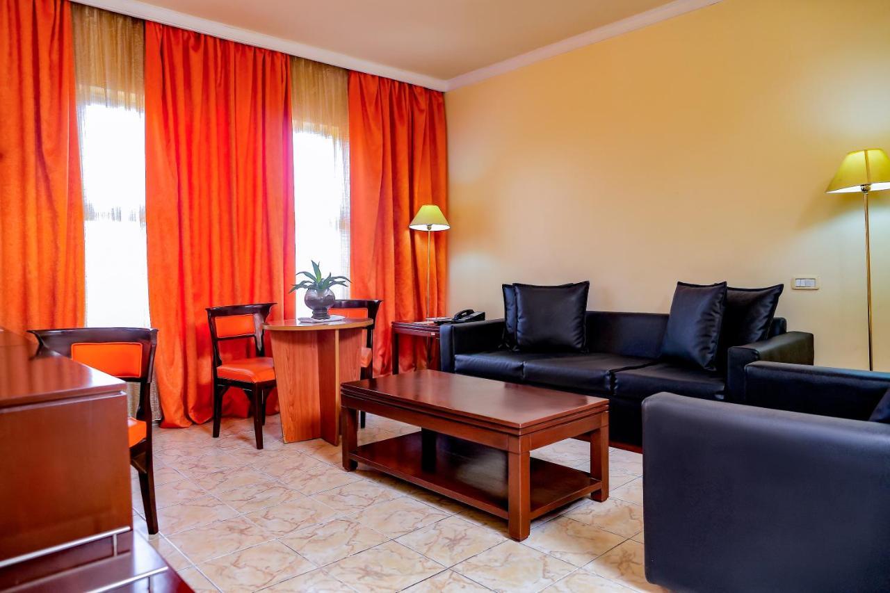 Transcorp Hotels Calabar Bagian luar foto