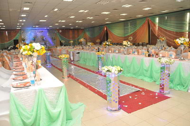 Transcorp Hotels Calabar Bagian luar foto