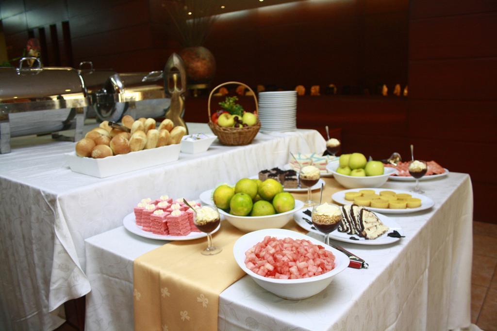 Transcorp Hotels Calabar Bagian luar foto