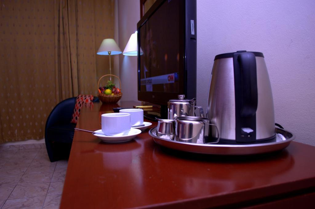 Transcorp Hotels Calabar Ruang foto