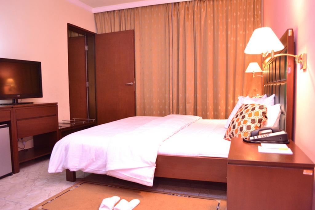 Transcorp Hotels Calabar Bagian luar foto